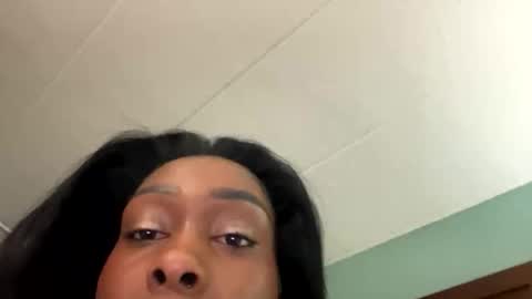 Snapshot of queenmorgan777 chatting on November 11, 2025, 4:01 am queenmorgan777 online show from November 11, 2025, 4:01 am