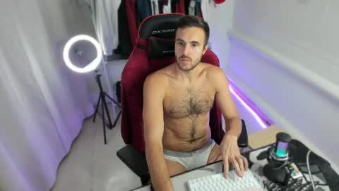 Snapshot of raamos chatting on September 16, 2025, 4:41 pm Nikita online show from September 16, 2025, 4:41 pm