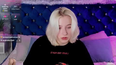 Snapshot of rachelcart chatting on December 20, 2024, 4:42 am RachelCart online show from December 20, 2024, 4:42 am