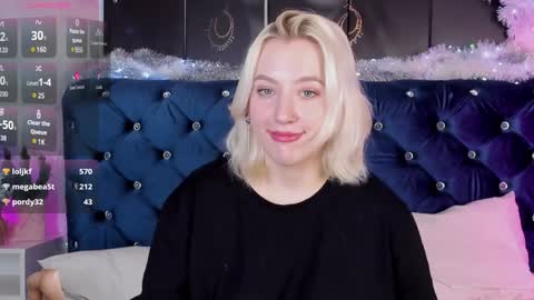 Snapshot of rachelcart chatting on December 24, 2024, 10:44 am RachelCart online show from December 24, 2024, 10:44 am