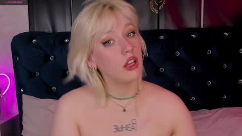 Snapshot of rachelcart chatting on February 3, 2025, 12:57 pm RachelCart online show from February 3, 2025, 12:57 pm