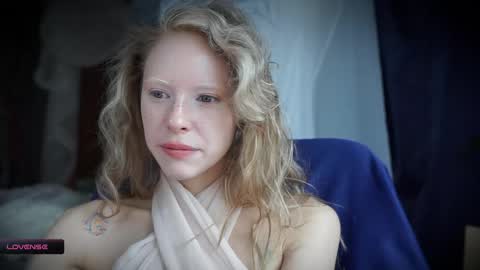 Snapshot of radiant_ada chatting on October 13, 2025, 10:15 am ada online show from October 13, 2025, 10:15 am