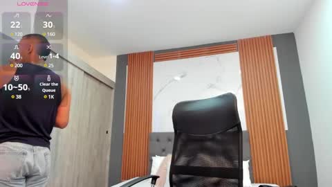 Snapshot of rafa_cruz chatting on February 20, 2025, 12:04 pm rafa_cruz online show from February 20, 2025, 12:04 pm