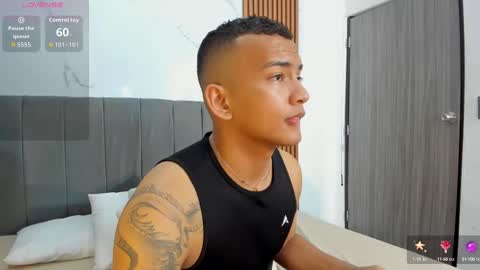 Snapshot of rafa_cruz chatting on September 24, 2025, 12:30 pm rafa_cruz online show from September 24, 2025, 12:30 pm