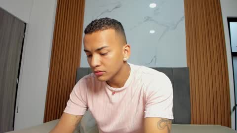 Snapshot of rafa_cruz chatting on October 18, 2025, 11:33 am rafa_cruz online show from October 18, 2025, 11:33 am