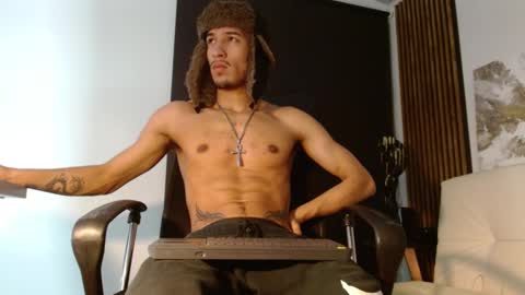 Snapshot of rafaelstone chatting on January 14, 2025, 2:40 am IG online show from January 14, 2025, 2:40 am
