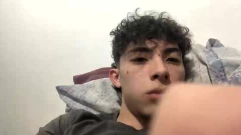 Snapshot of ramiroo2312 chatting on September 26, 2025, 2:04 am ramiroo2312 online show from September 26, 2025, 2:04 am