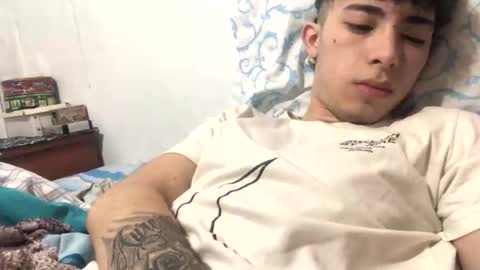 Snapshot of ramiroo2312 chatting on October 24, 2025, 6:15 pm ramiroo2312 online show from October 24, 2025, 6:15 pm