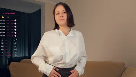 Snapshot of randichaplin chatting on January 8, 2025, 4:54 pm Vilda online show from January 8, 2025, 4:54 pm