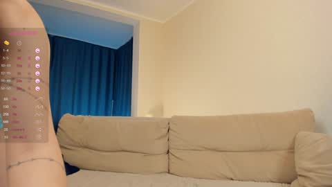 Snapshot of randichaplin chatting on January 15, 2025, 1:34 am Vilda online show from January 15, 2025, 1:34 am