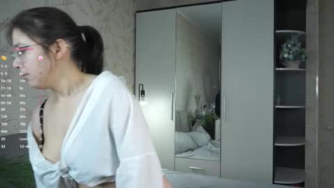 Snapshot of randichaplin chatting on September 14, 2025, 7:18 am Vilda online show from September 14, 2025, 7:18 am