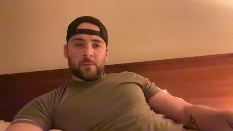 Snapshot of randomdude5950 chatting on January 8, 2025, 2:46 am randomdude5950 online show from January 8, 2025, 2:46 am