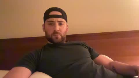 Snapshot of randomdude5950 chatting on February 5, 2025, 2:51 am randomdude5950 online show from February 5, 2025, 2:51 am