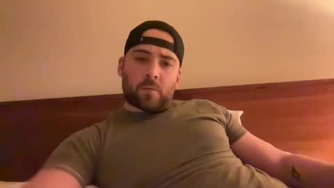 Snapshot of randomdude5950 chatting on February 28, 2025, 2:42 am randomdude5950 online show from February 28, 2025, 2:42 am