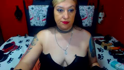 Snapshot of randymaturex01 chatting on January 29, 2025, 1:37 am Sonia online show from January 29, 2025, 1:37 am