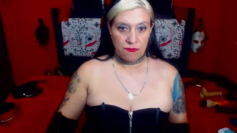 Snapshot of randymaturex01 chatting on February 21, 2025, 12:38 am Sonia online show from February 21, 2025, 12:38 am