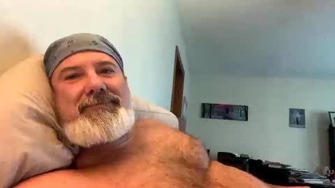 Snapshot of rascal_0073 chatting on October 14, 2025, 7:58 pm rascal_0073 online show from October 14, 2025, 7:58 pm