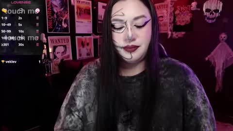 Snapshot of raven_darkk chatting on October 27, 2025, 7:07 pm Raven online show from October 27, 2025, 7:07 pm