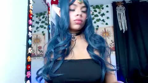 Snapshot of raven_luv chatting on October 10, 2025, 1:26 am raven  online show from October 10, 2025, 1:26 am