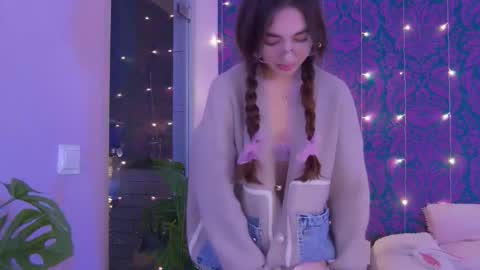 Snapshot of rawdare chatting on November 14, 2025, 4:38 pm Lillian online show from November 14, 2025, 4:38 pm