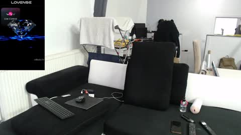 Snapshot of reallyman7 chatting on December 14, 2024, 8:34 am Ask me online show from December 14, 2024, 8:34 am