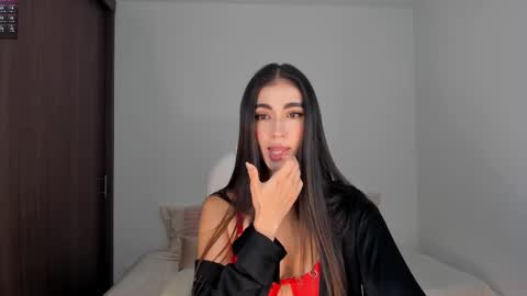 Snapshot of rebeccabaxter chatting on February 27, 2025, 11:48 pm Rebecca online show from February 27, 2025, 11:48 pm