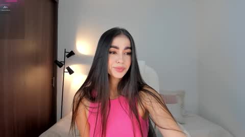 Snapshot of rebeccabaxter chatting on September 19, 2025, 11:49 pm Rebecca online show from September 19, 2025, 11:49 pm