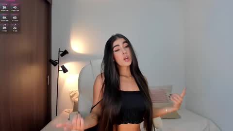 Snapshot of rebeccabaxter chatting on October 29, 2025, 2:14 am Rebecca online show from October 29, 2025, 2:14 am