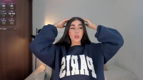 Snapshot of rebeccabaxter chatting on November 12, 2025, 11:47 pm Rebecca online show from November 12, 2025, 11:47 pm