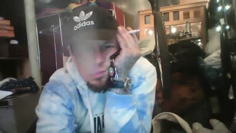 Snapshot of recka810 chatting on March 2, 2025, 10:27 pm recka810 online show from March 2, 2025, 10:27 pm