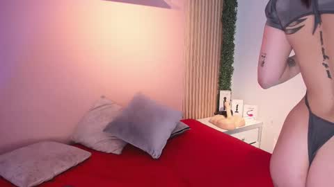 Snapshot of red_velvet____ chatting on February 17, 2025, 5:21 pm Stefany online show from February 17, 2025, 5:21 pm