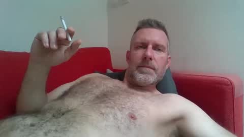 Snapshot of redandbluecloud chatting on January 7, 2025, 9:29 am Red online show from January 7, 2025, 9:29 am