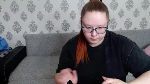 Snapshot of redchloee chatting on October 26, 2025, 8:20 am Chloe online show from October 26, 2025, 8:20 am