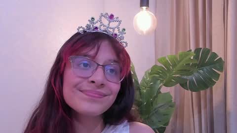 Snapshot of redmeloddy chatting on December 2, 2024, 11:18 pm Meloddy online show from December 2, 2024, 11:18 pm