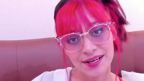 Snapshot of redmeloddy chatting on January 25, 2025, 7:18 pm Meloddy online show from January 25, 2025, 7:18 pm