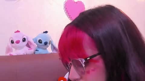 Snapshot of redmeloddy chatting on February 12, 2025, 7:35 pm Meloddy online show from February 12, 2025, 7:35 pm