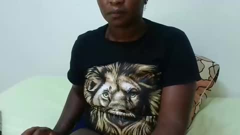 Snapshot of reem_wonder chatting on December 31, 2024, 11:53 am Reem online show from December 31, 2024, 11:53 am
