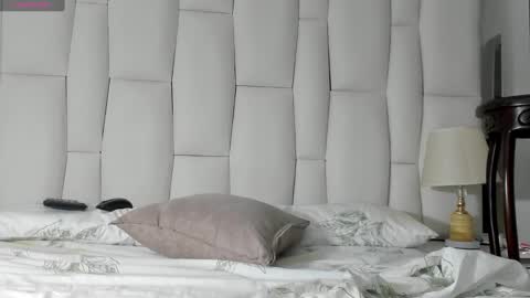 Snapshot of regiina_doll chatting on February 11, 2025, 7:02 am regiina_doll online show from February 11, 2025, 7:02 am