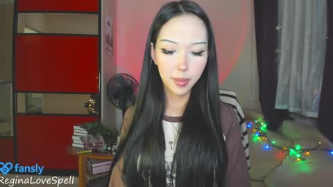 Snapshot of reginainspace chatting on December 30, 2024, 1:15 am Regina online show from December 30, 2024, 1:15 am