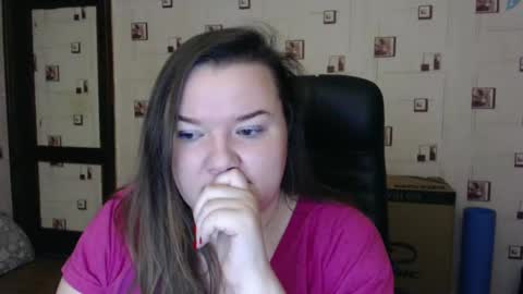 Snapshot of renataoia chatting on December 7, 2024, 5:09 pm renataoia online show from December 7, 2024, 5:09 pm