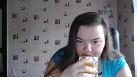 Snapshot of renataoia chatting on January 25, 2025, 11:02 am renataoia online show from January 25, 2025, 11:02 am