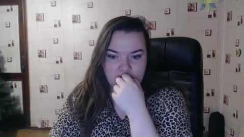 Snapshot of renataoia chatting on February 16, 2025, 4:10 pm renataoia online show from February 16, 2025, 4:10 pm