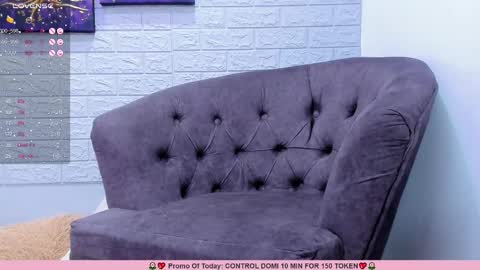Snapshot of renataruiz_rr chatting on February 24, 2025, 3:09 pm      online show from February 24, 2025, 3:09 pm