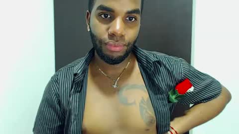 Snapshot of rene_hotman chatting on October 3, 2025, 9:34 pm Rene online show from October 3, 2025, 9:34 pm