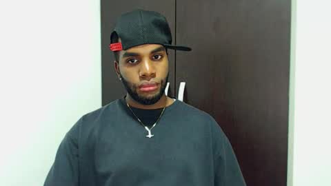 Snapshot of rene_hotman chatting on October 4, 2025, 8:40 pm Rene online show from October 4, 2025, 8:40 pm