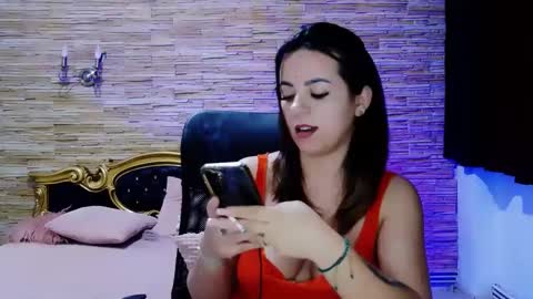 Snapshot of renesmesweet chatting on January 24, 2025, 12:10 pm renesmesweet online show from January 24, 2025, 12:10 pm