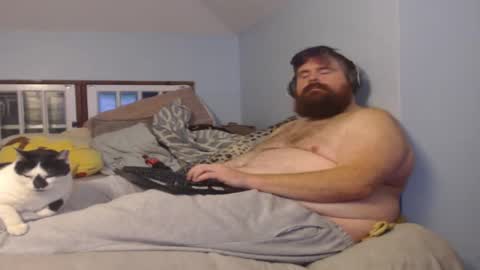 Snapshot of rgroff78 chatting on December 18, 2024, 1:37 am rgroff78 online show from December 18, 2024, 1:37 am