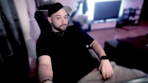 Snapshot of riptid3_ chatting on February 1, 2025, 4:22 pm Ask Me online show from February 1, 2025, 4:22 pm