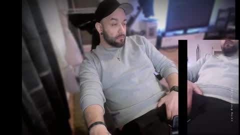 Snapshot of riptid3_ chatting on March 2, 2025, 8:48 am Ask Me online show from March 2, 2025, 8:48 am