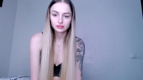 Snapshot of rita_orra chatting on January 20, 2025, 10:29 am Rita online show from January 20, 2025, 10:29 am
